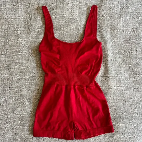 NWOT Free People Movement Good Karma Runsie – Victory Red - Picture 5 of 9